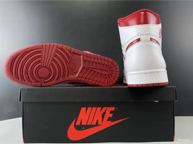 Cheap TBK Red Metallic Air (2017) Jordan 1 Retro 555088-103 0506